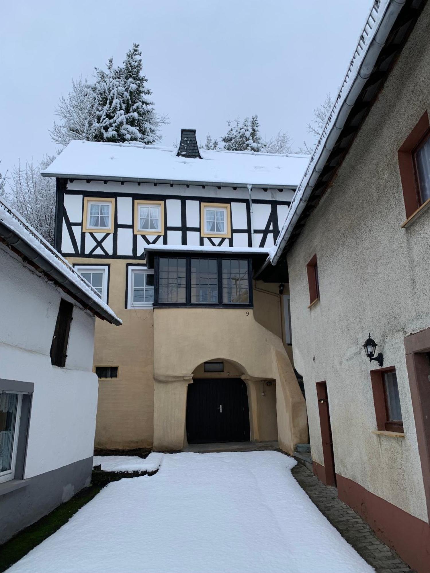 Ritterstube - Eifelstuben Mit Charme, Naehe See Und Burg, Aussergewoehnlich, Vulkaneifel Ulmen Exterior foto